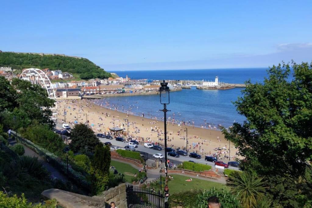 200 Year Old Large Townhouse With Sea Views Holiday home
